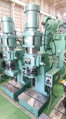 ブラザー工業 リベッティングマシン BRM-211