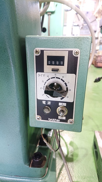 ブラザー工業 リベッティングマシン BRM-211