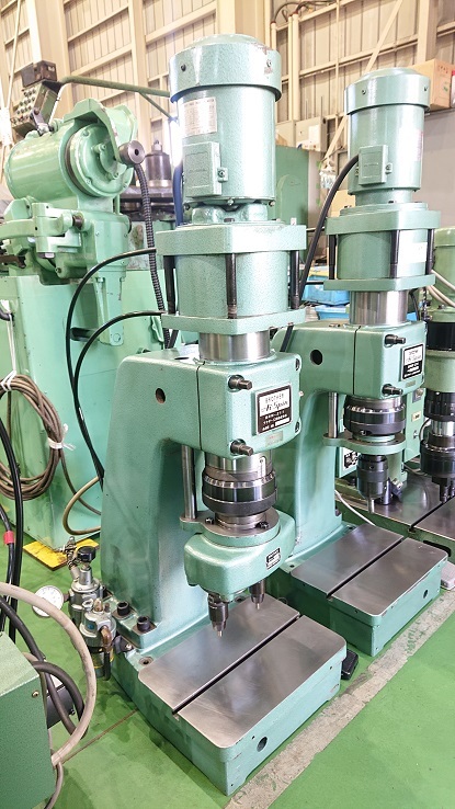 ブラザー工業 リベッティングマシン BRM-211