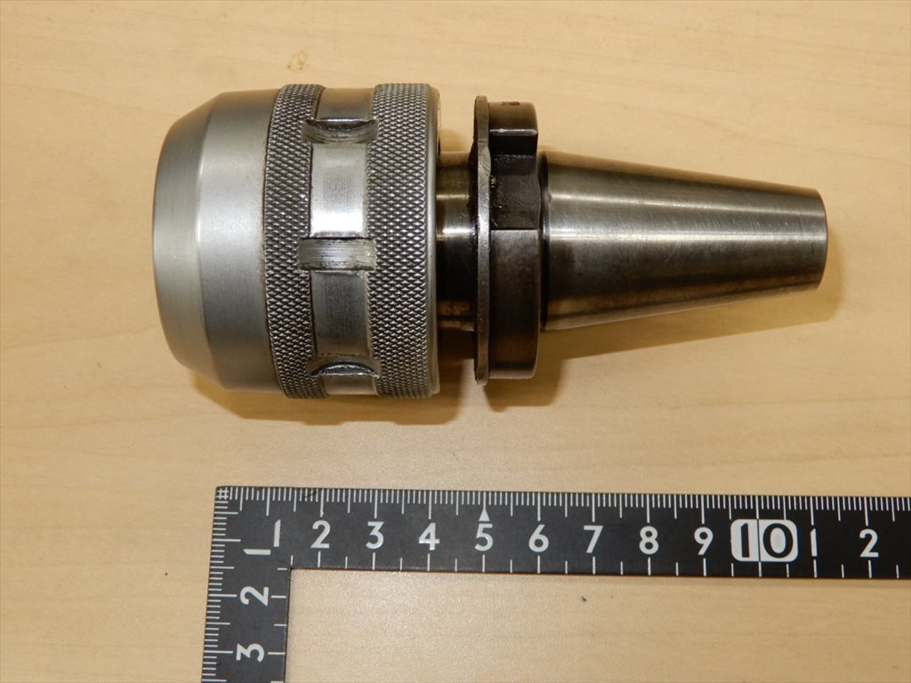 日研工作 NT30 ミーリングチャック MCA30F-22