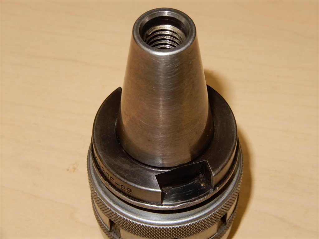 日研工作 NT30 ミーリングチャック MCA30F-22