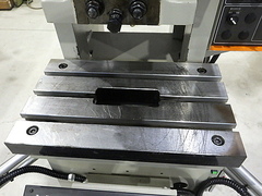 アマダ C型プレス TP-15