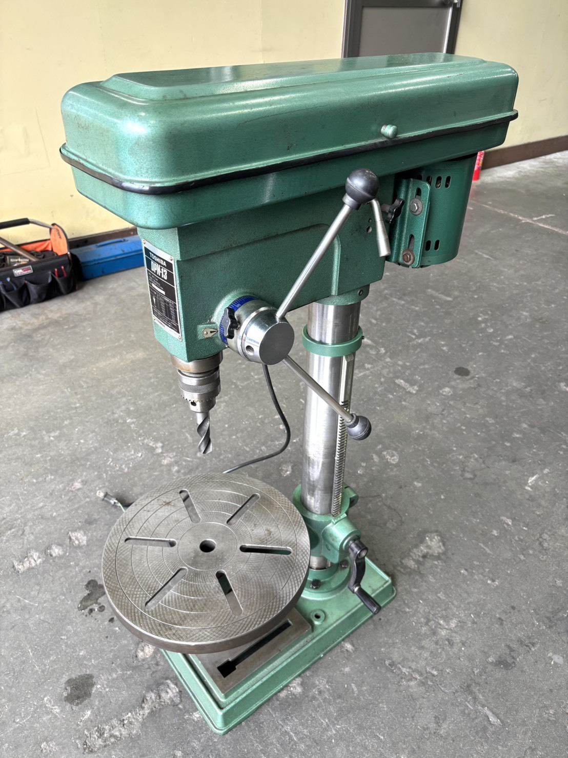 東芝 13mm卓上ボール盤 DPN-13 | マシンライフ