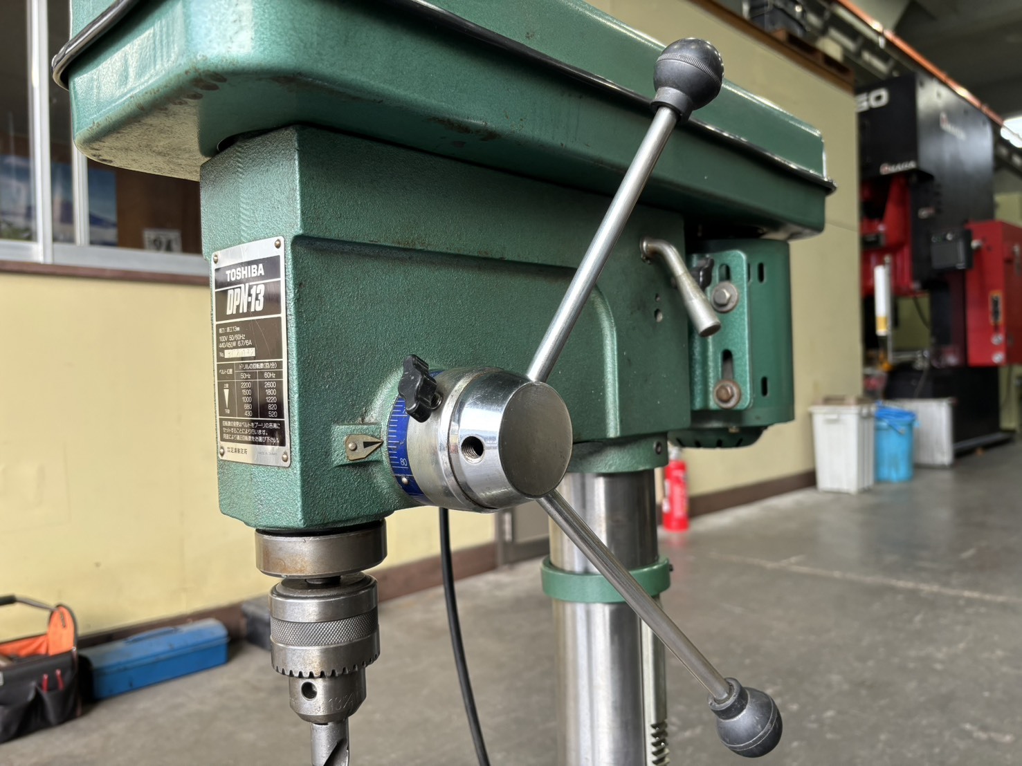 東芝 卓上ボール盤 70kg DPN-13 100V 東芝 13mm卓上ボール盤 DPN-13 | マシンライフ