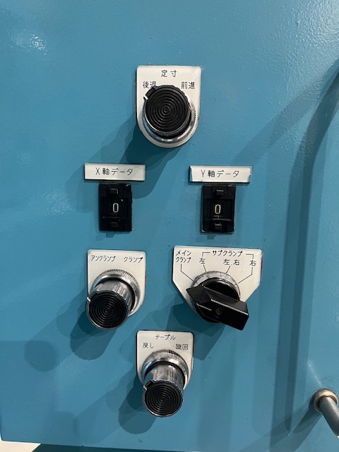 中部工機 NC両頭フライス THM40