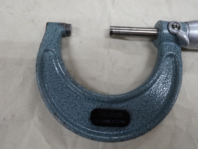 MITUTOYO｜ミツトヨ 外側マイクロメーター M110-50