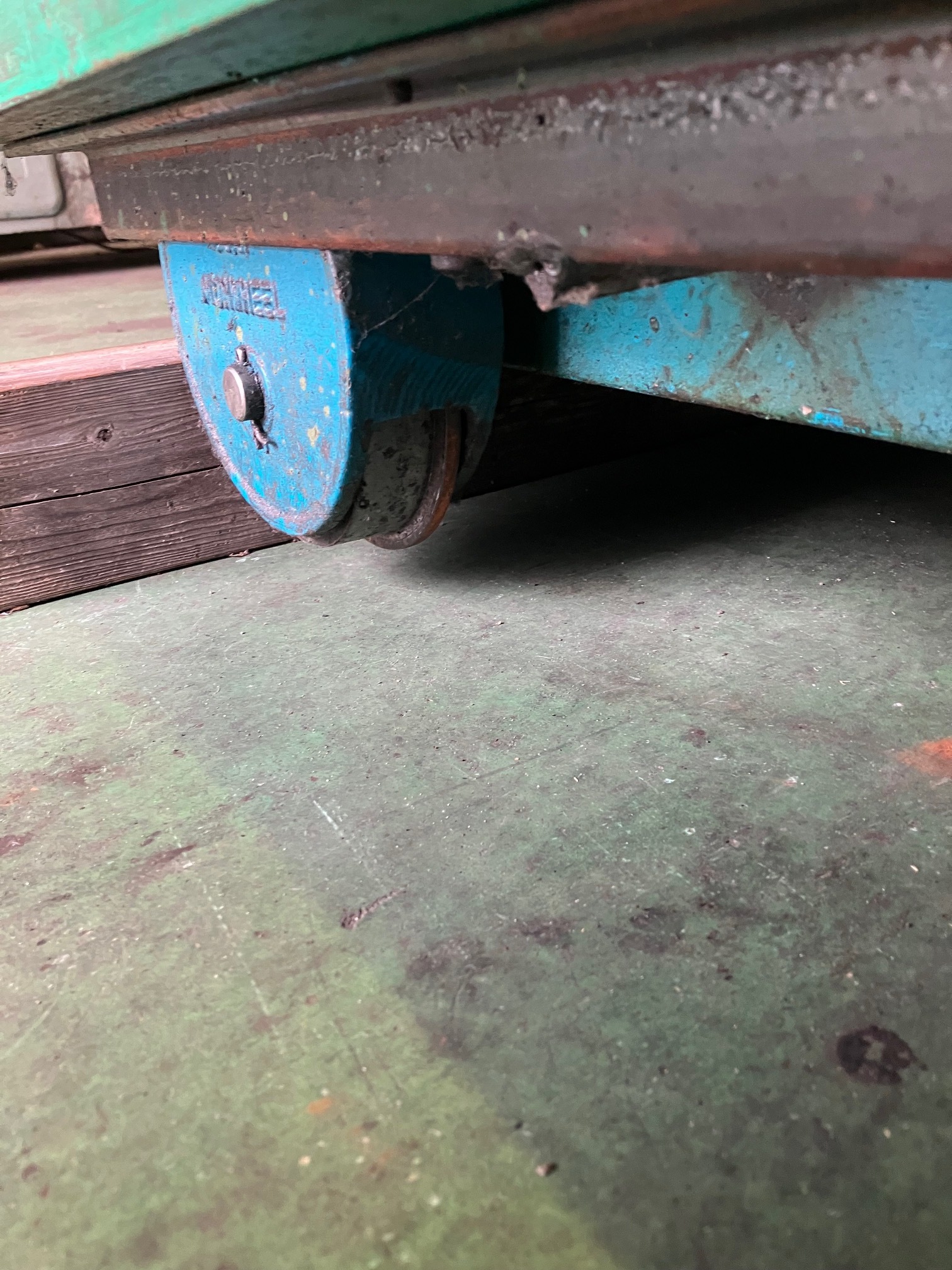 ビシャモン（スギヤス） リフトテーブル 2X10914