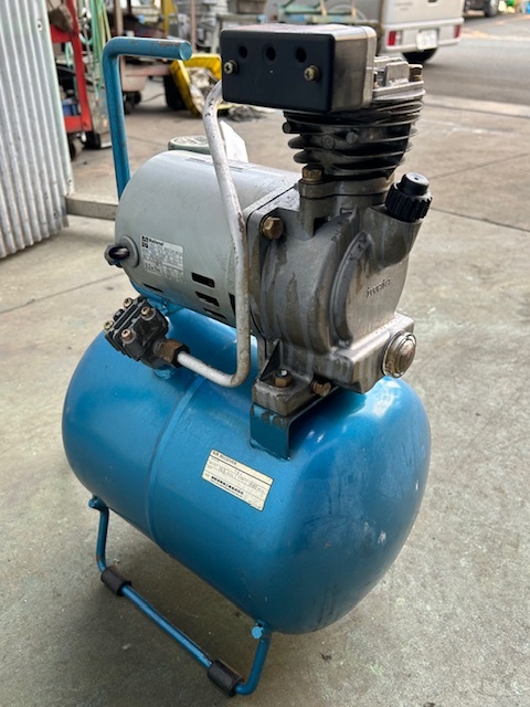 岩田塗装機工 エアーコンプレッサー DSP02PT