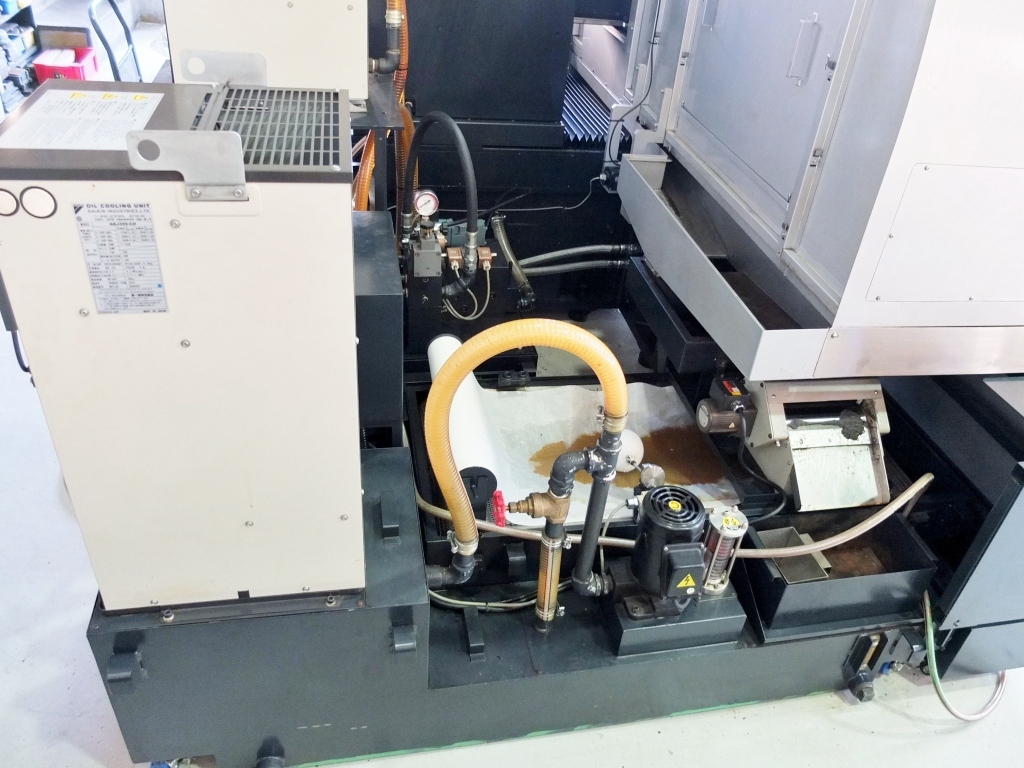 岡本工作機械製作所 NC平面研削盤 PSG-64CA1