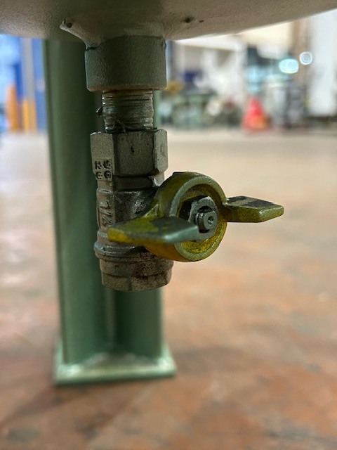 明治機械製作所 エアータンク