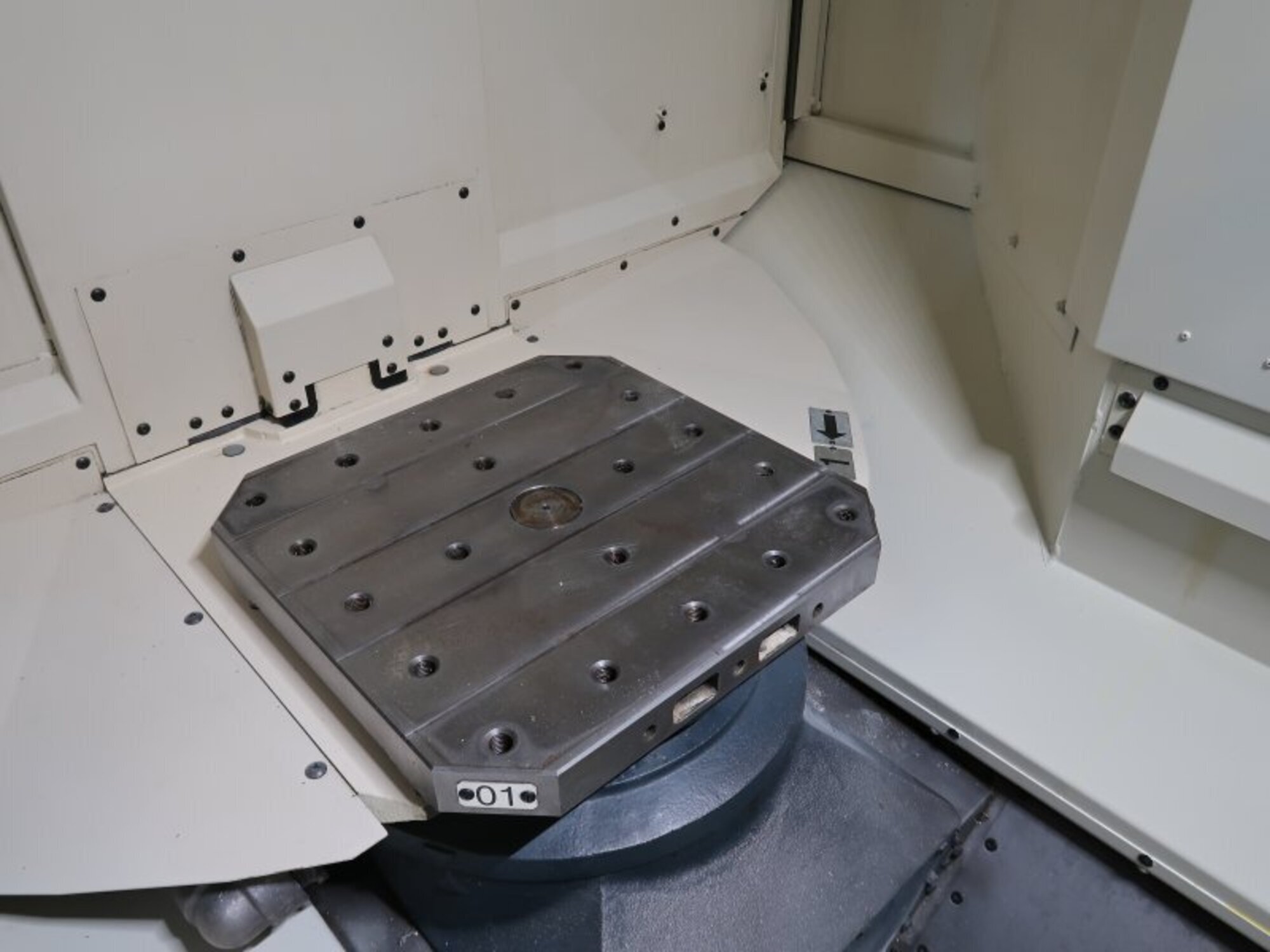 牧野フライス製作所 横型マシニングセンター(ＢＴ４０型･２パレット) a40