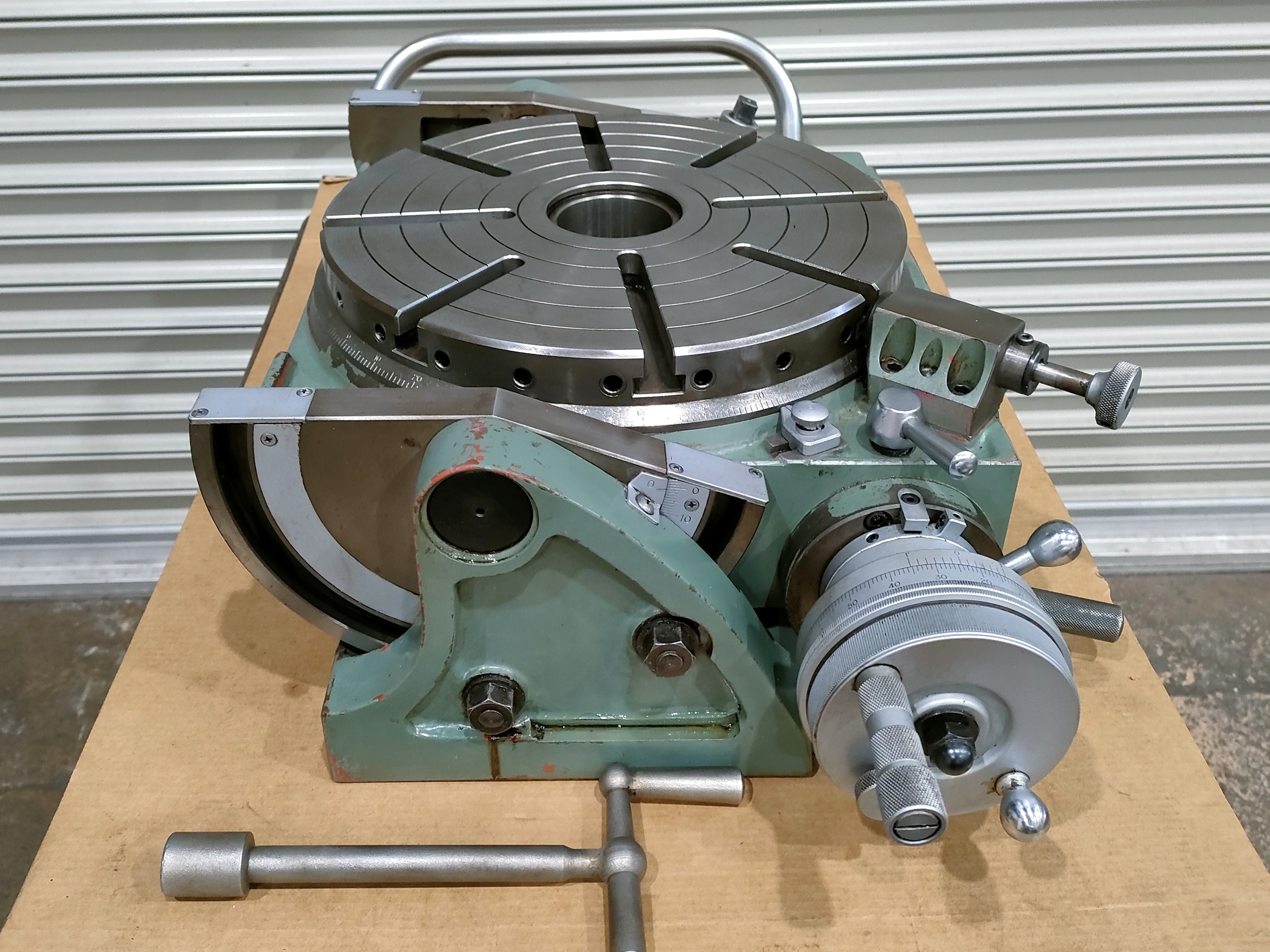 日研工作所 傾斜円テーブル NST-300HP
