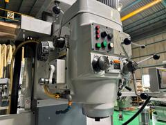 山崎技研 #3NC立フライス盤 YZ-8WR