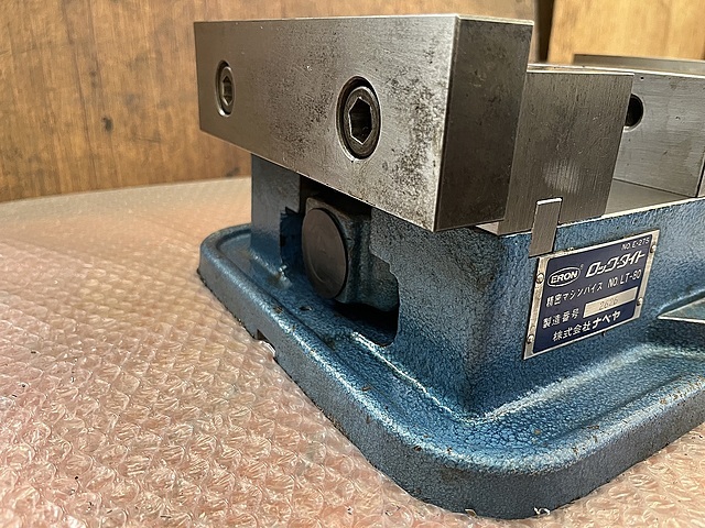 ナベヤ 精密マシンバイス LT-80