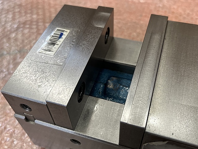 ナベヤ ロックタイト精密マシンバイス LT40MC