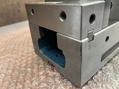 ナベヤ ロックタイト精密マシンバイス LT40MC