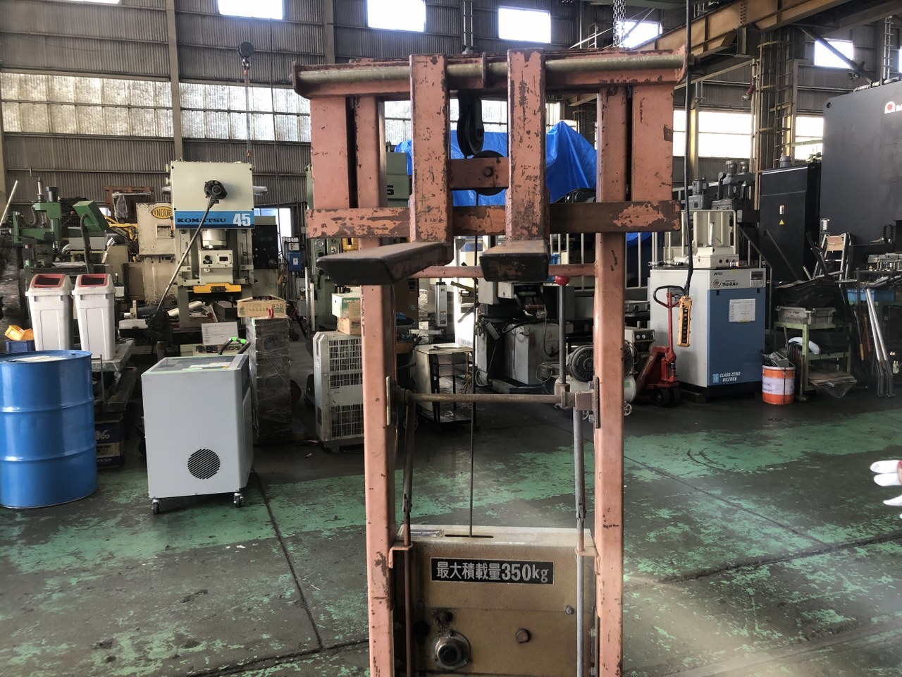 株式会社東北車輛製造所 ハンドリフター