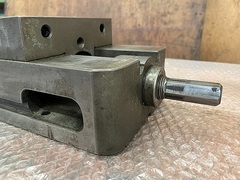 ナベヤ 精密マシンバイス LT150L