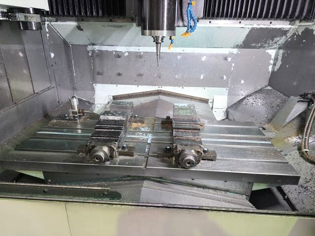 OKUMA 立形マシニングセンター MB-56VA