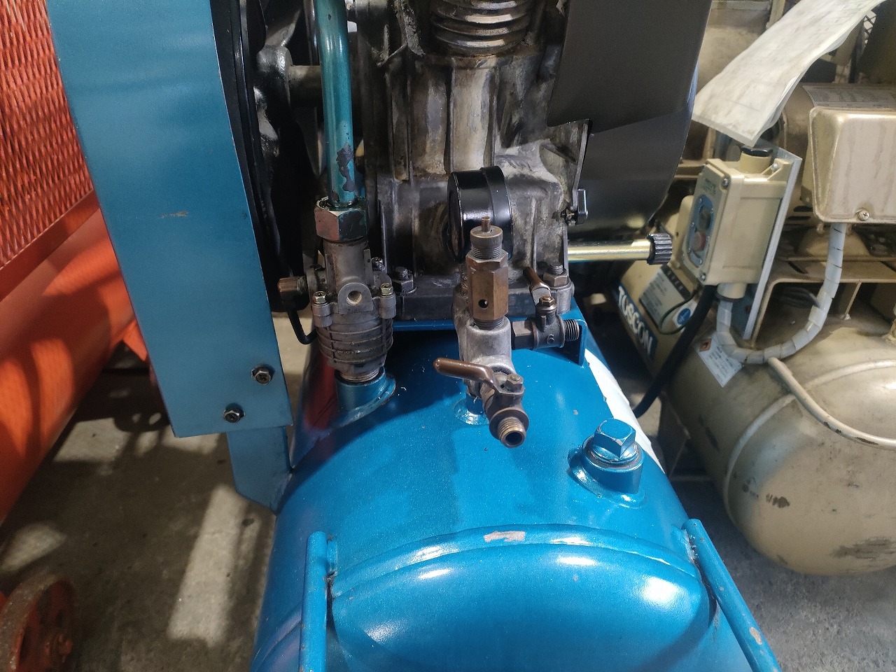 イワタ塗装 レシプロ型コンプレッサー SP-22PB