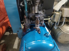 イワタ塗装 レシプロ型コンプレッサー SP-22PB