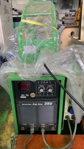 ファナック製 　溶接ロボット FANUC Robot　ARC MATE　120iL