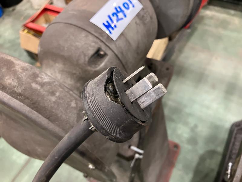日立工機 両頭グラインダー ABT4