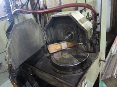 東京精機工作所 NC横軸ロータリー研削盤 TR-30