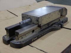 武田機械 油圧マシンバイス TK-100HVS