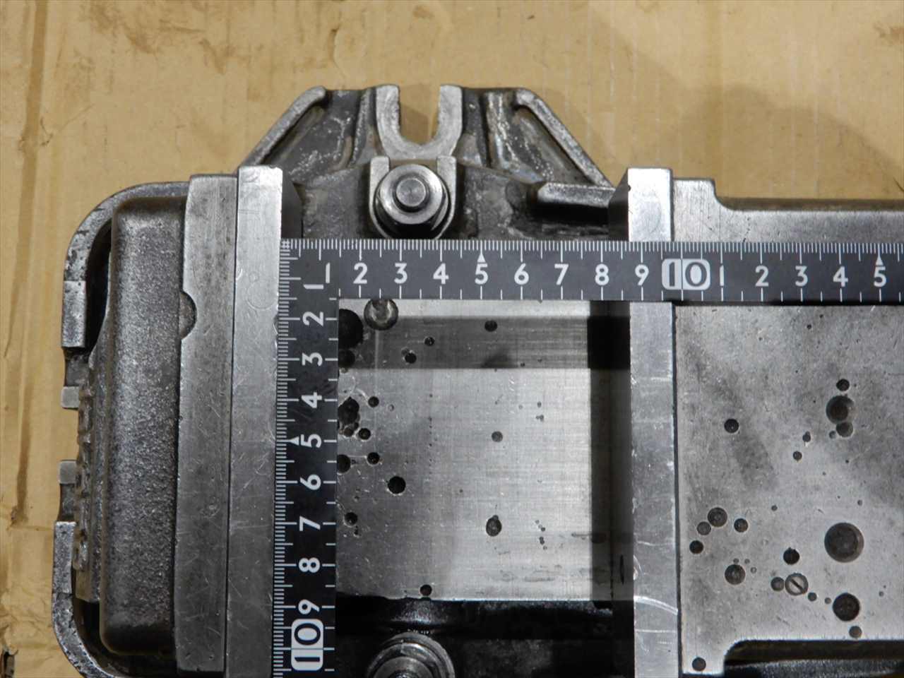 津田駒工業 回転台付マシンバイス VG-125