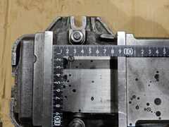 津田駒工業 回転台付マシンバイス VG-125