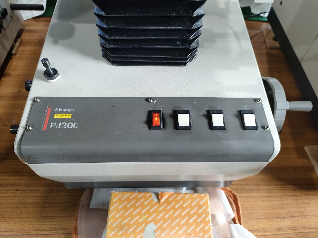 ミツトヨ 投影機 PJ300
