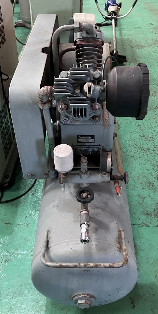 日立 3.7kwコンプレッサー