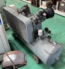 日立 3.7kwコンプレッサー