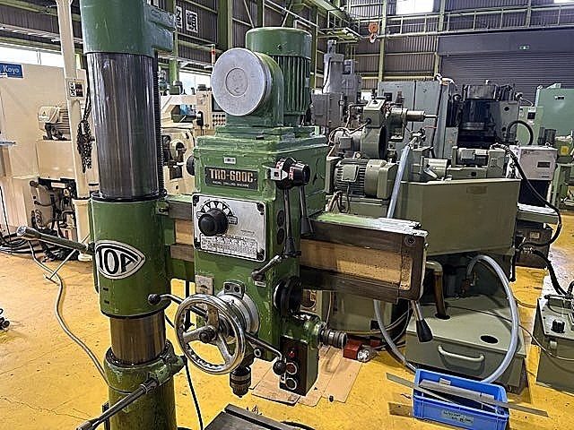 東亜機械製作所 ラジアルボール盤 TRD-600C