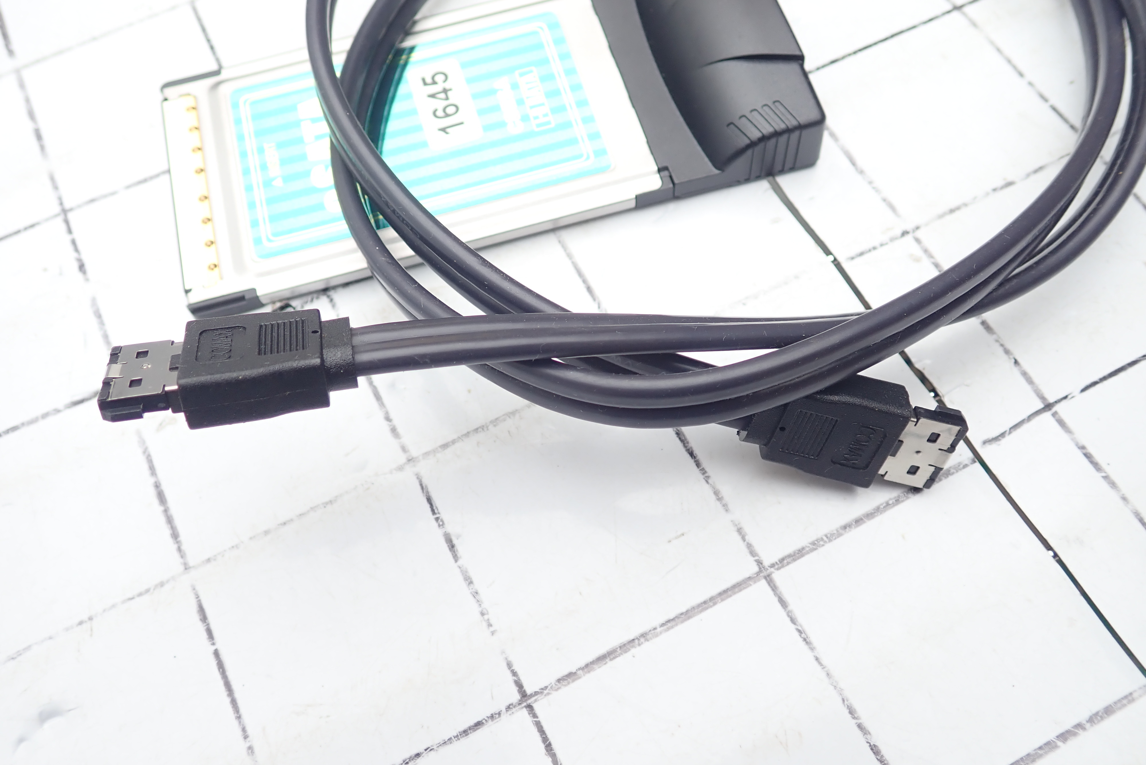 IOデータ機器 e SATA CardBus Pcカード 型番C BESA TODATA