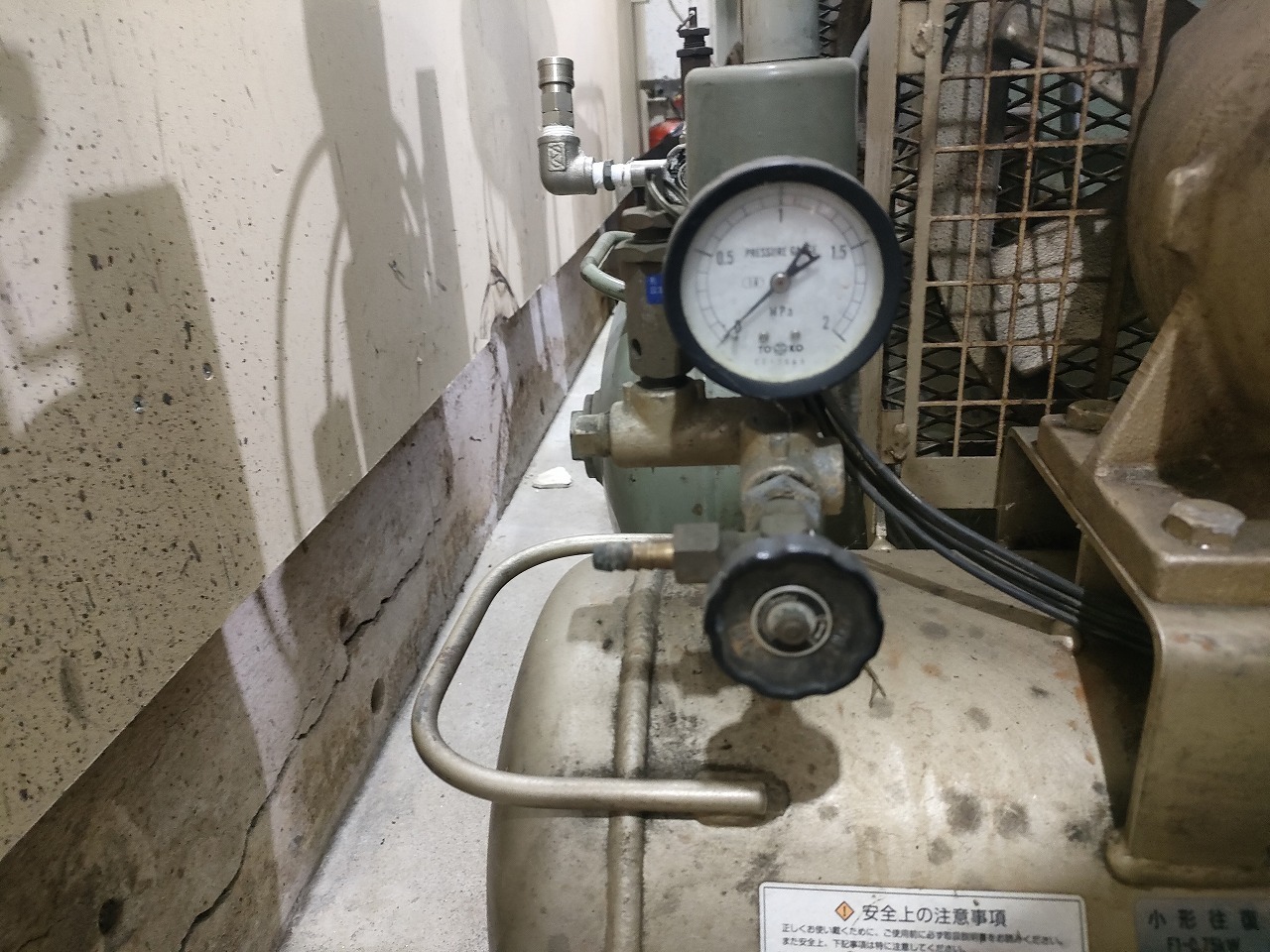 西芝電機/東芝 オイルレスコンプレッサー SLP86-7T3