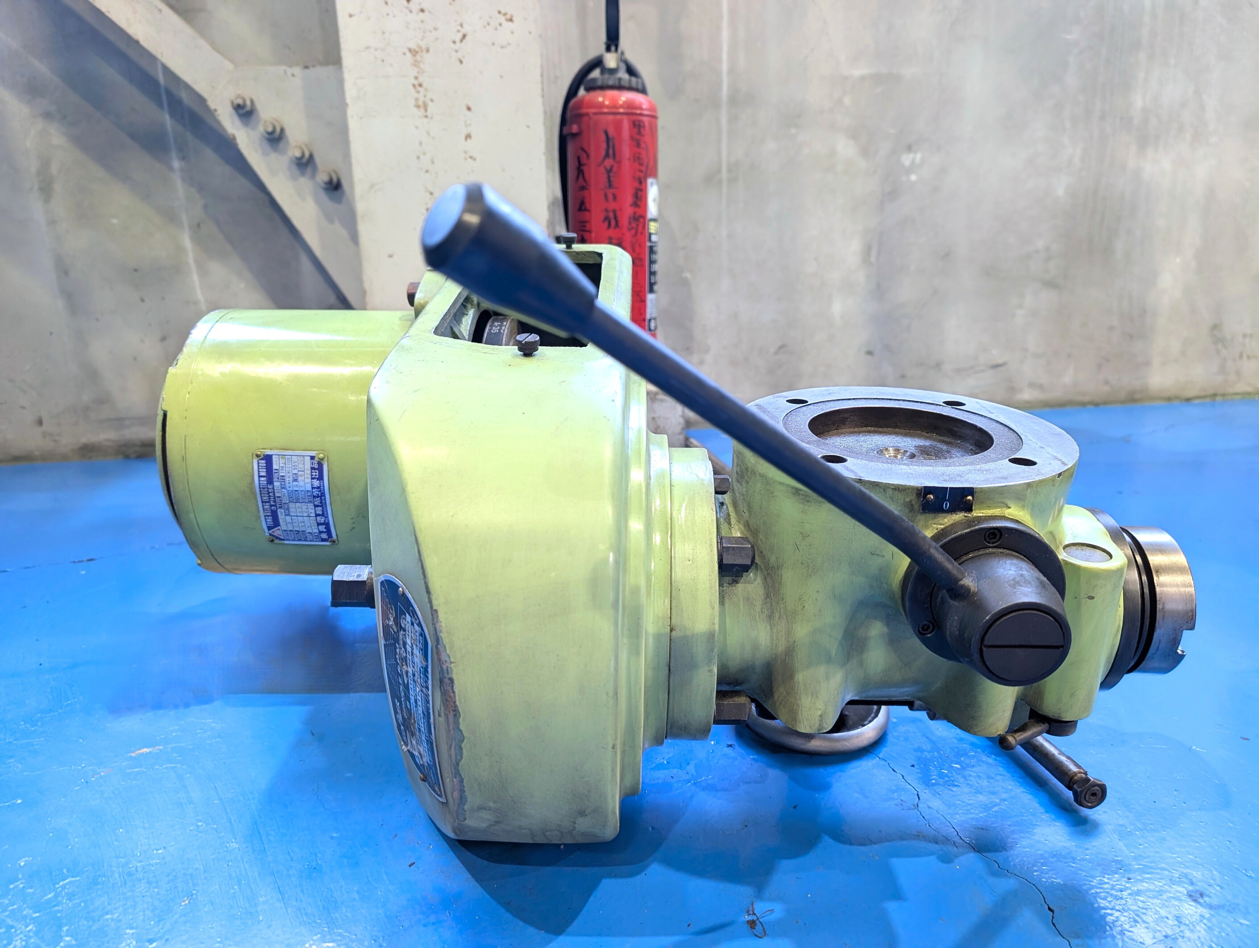 CHIAO KANG MACHINE ラム型フライス盤 SDAVER VHA750