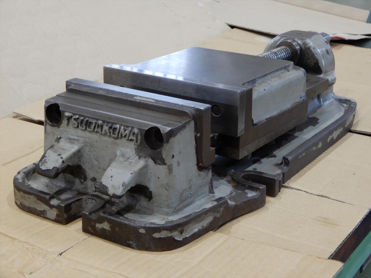 津田駒工業 マシンバイス 口金巾200mm