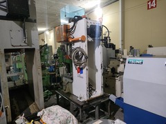 JAM ３０T油圧プレス HYP3000
