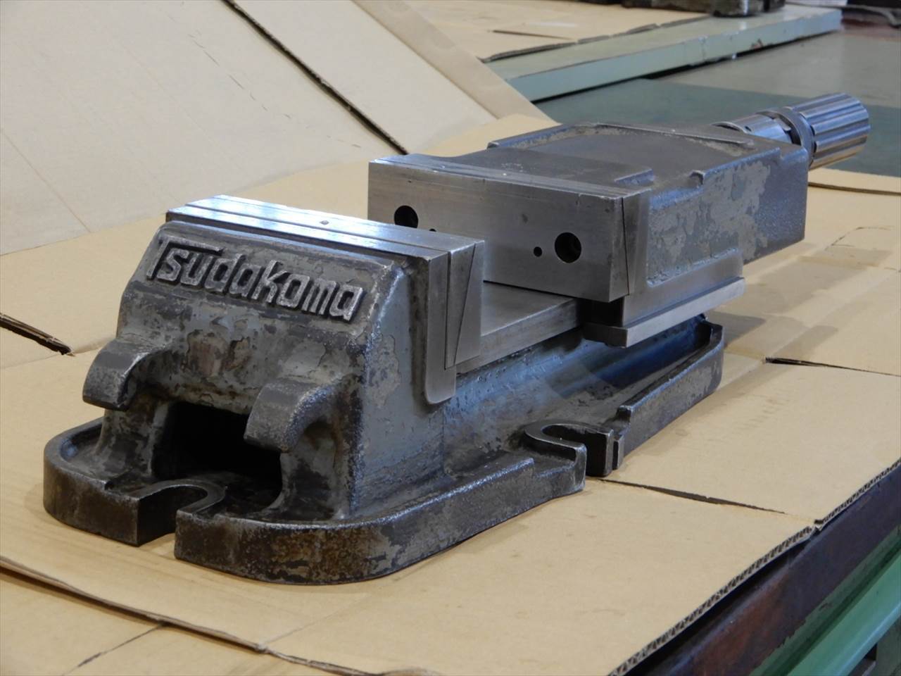 津田駒工業 油圧マシンバイス 口金巾150mm