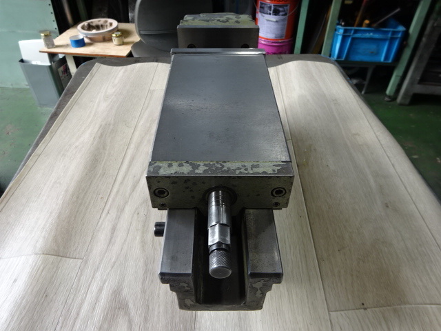武田機械 傾斜油圧バイス TK-100HVI-G
