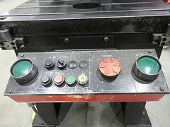 アマダ C型プレス TP-45-AX