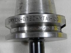 日研工作所 モールステーパホルダ BT50-MTA1-120