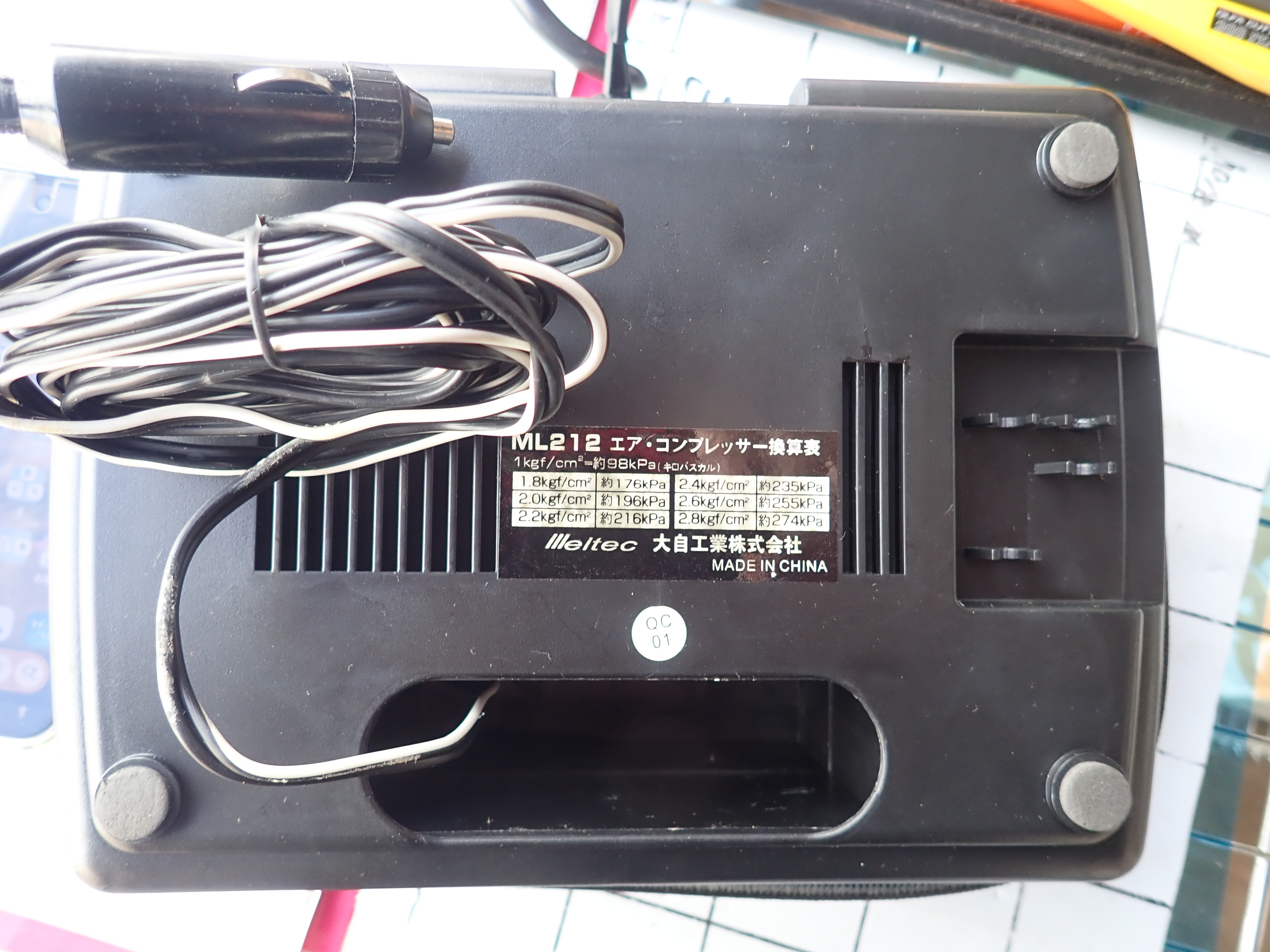 Meltec  エアーコンプレッサー　　M1212  DC12V 　M1212  DC12V
