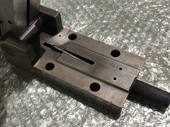 不明 精密サインバイス 口金69mm　高さ30mm　開き78mm