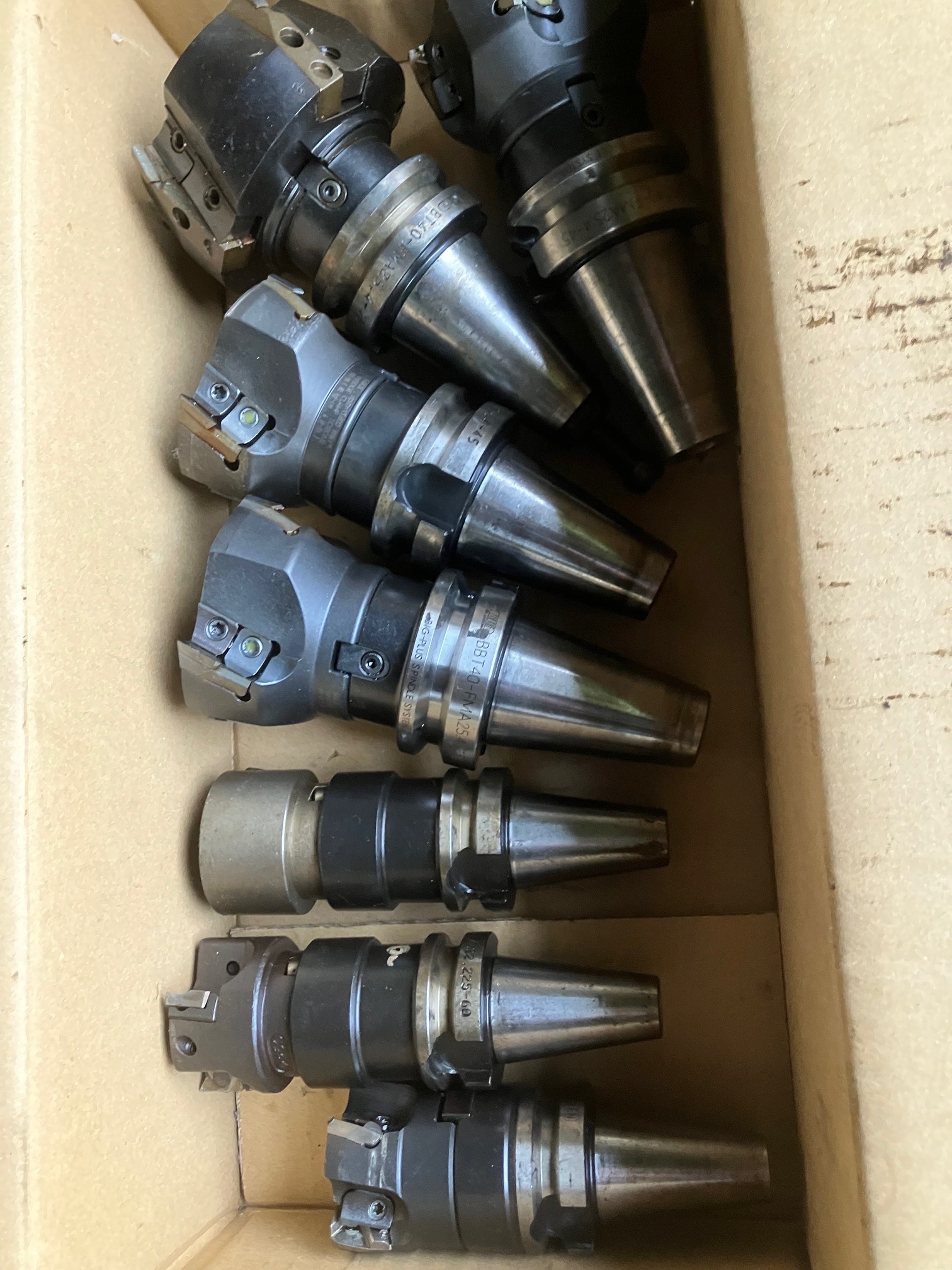 BIG他 マシニング用ツール（フルバック） ＢT４０　BT30混合