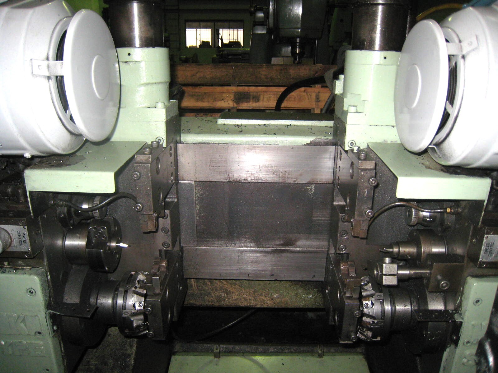 日本特殊工業 センタリングマシン NCR-600S