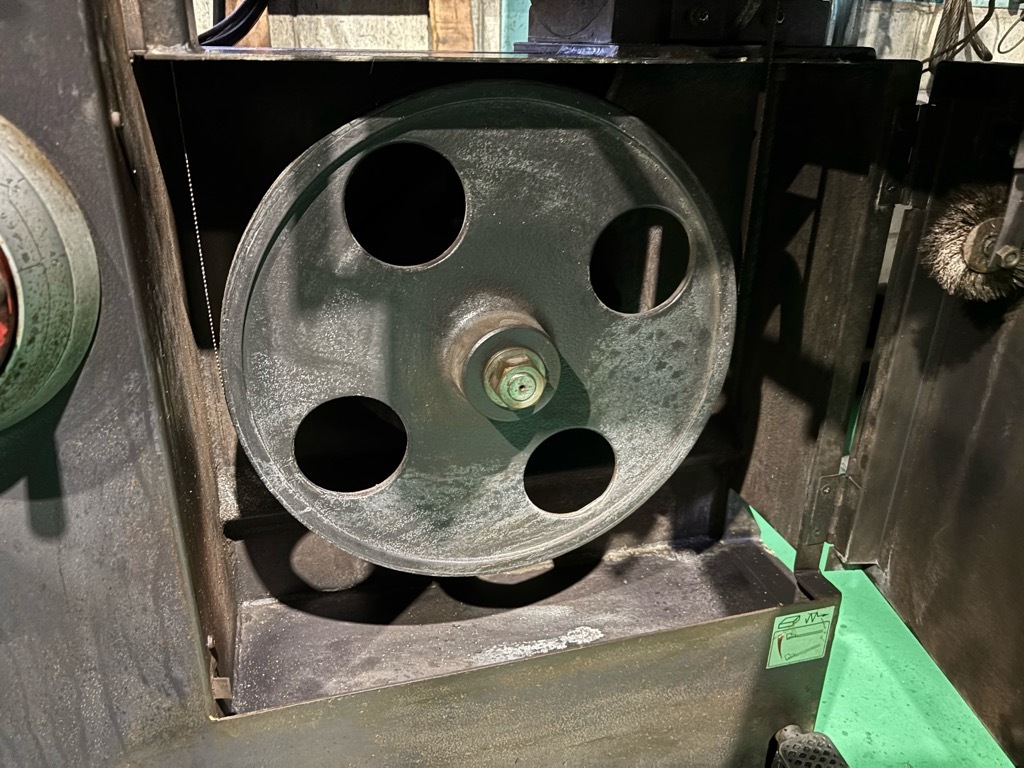 アマダ コンターマシン VA-400
