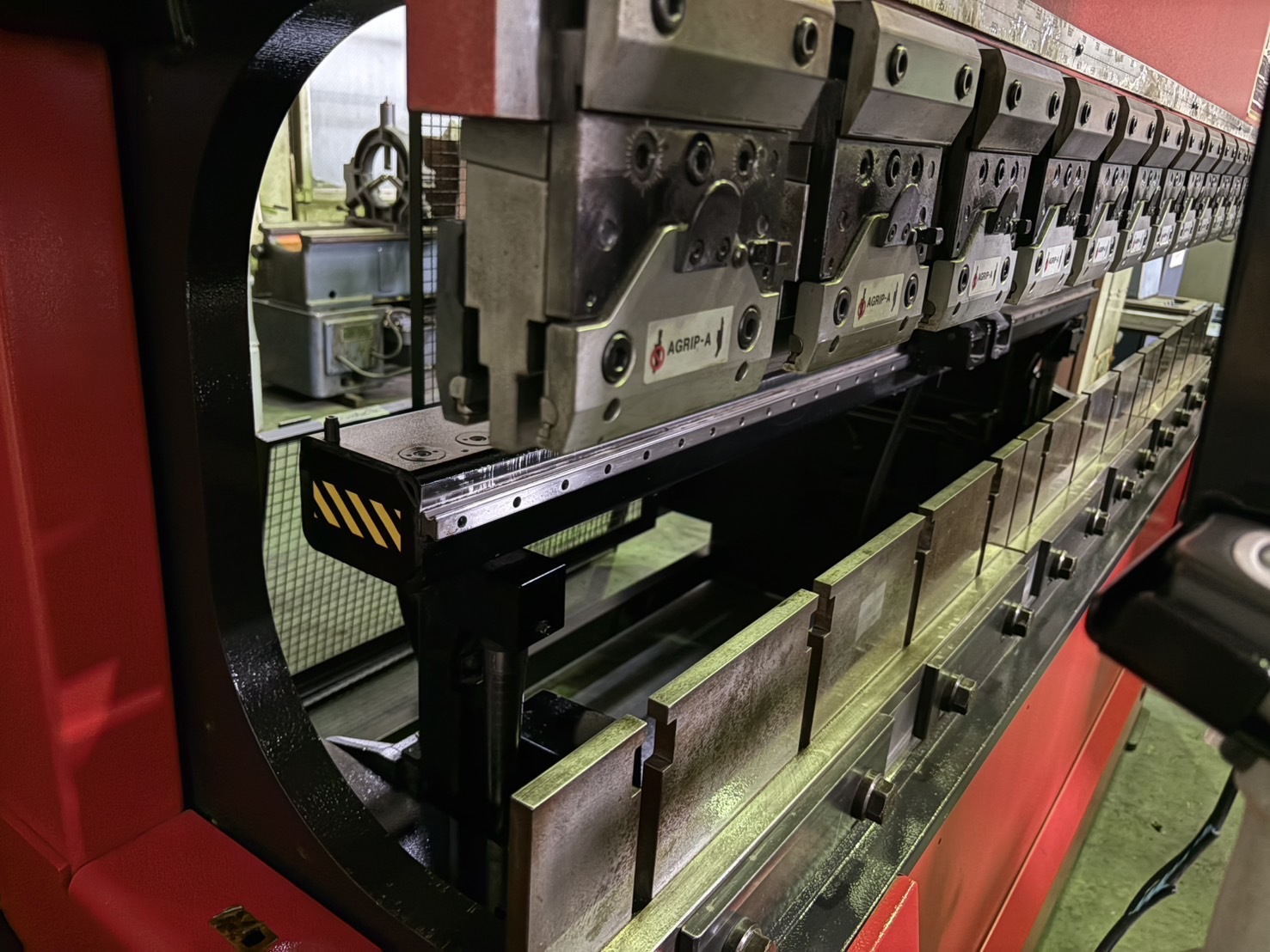 アマダ ハイブリッドベンダー HDS8025NT